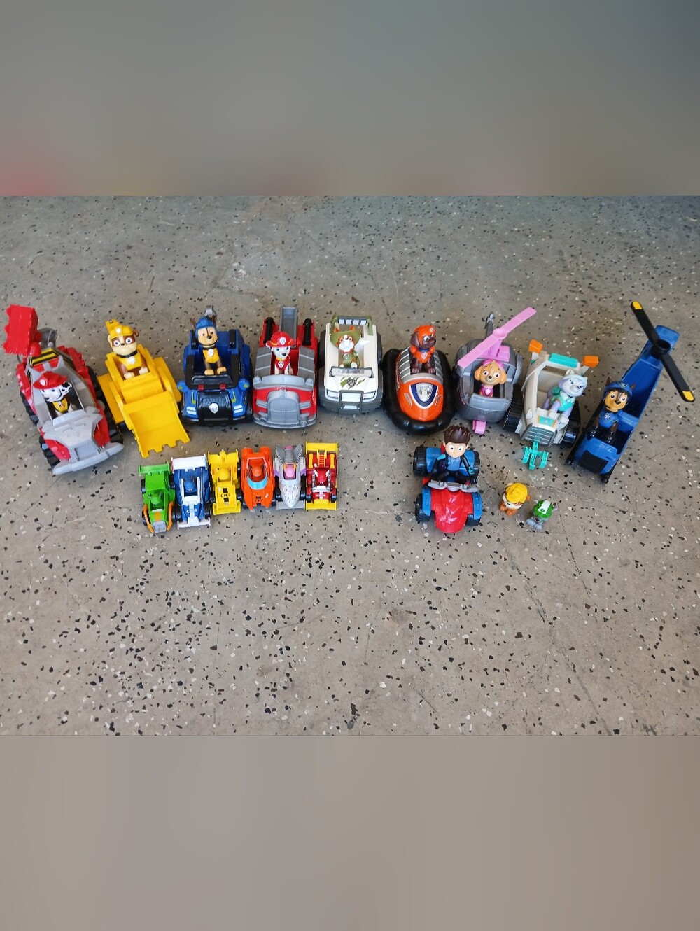PAW Patrol Assorted Character Vehicles Set - Multicolor